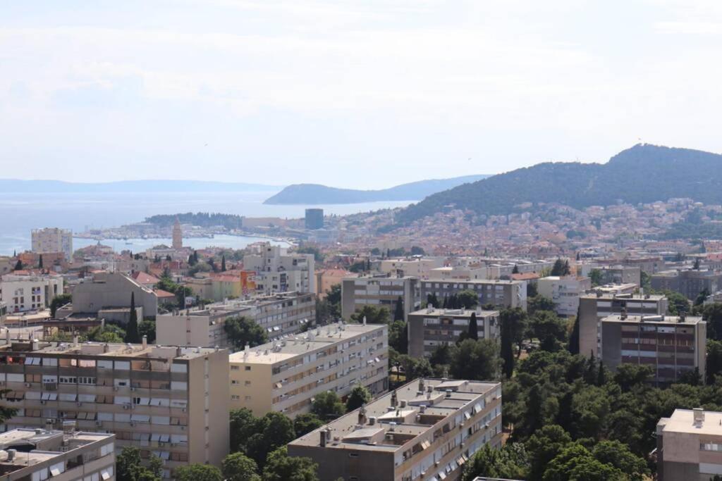 New! Top Apartment, Split View From Above 外观 照片