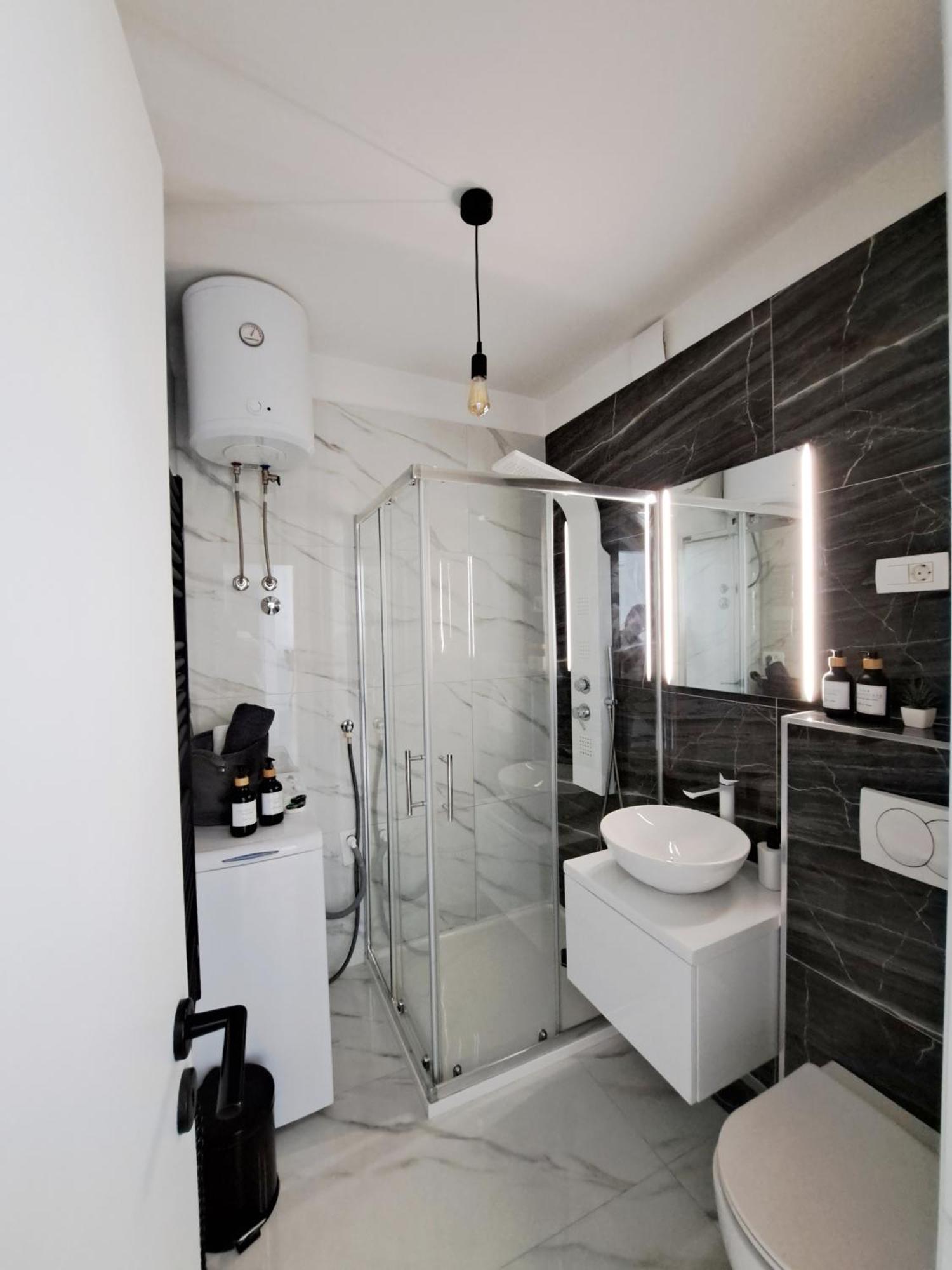 New! Top Apartment, Split View From Above 外观 照片